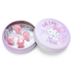 Sanrio Sakura 2023 - Boite Métal & Bonbons Kuromi -Style Japonais Boutique SanrioSakura2023HelloKittyCandy CanCaseJapanKawaiiSnackYattaJapan4 2abec15c 788b 4c9d a5e1 ecf8ab05a53a